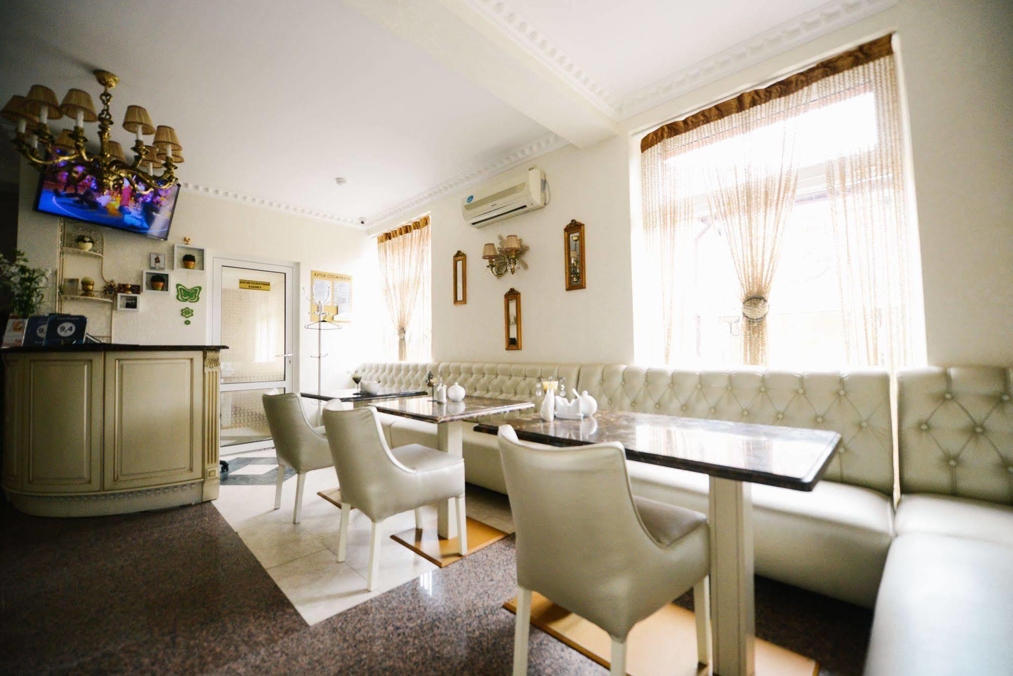 Hotel Afrodita Truszkavec Kültér fotó